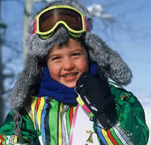 kid with skis